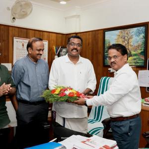 Dr.Ginu Zachariah Ommen, Newly sworn in Chairperson of Kerala Food Commission and former Member visited Kerala PSC on 22.10.2024